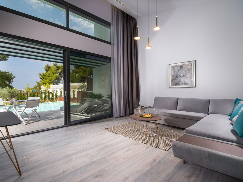 Lagomandra Beach Hotel 49