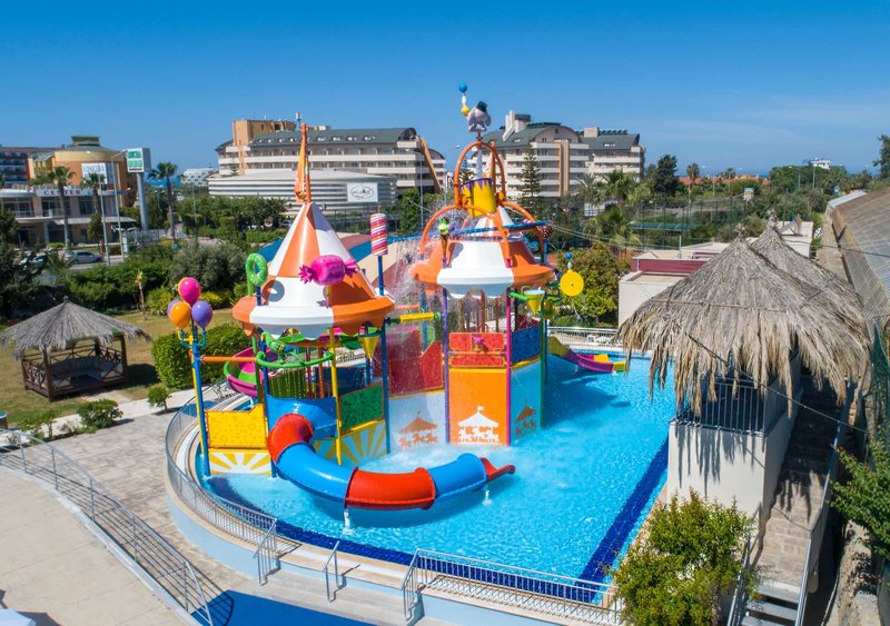 Alaiye Resort & Spa Hotel 10