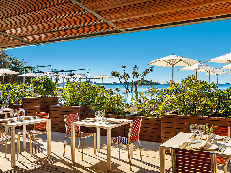 Maistra Select Amarin Resort 10