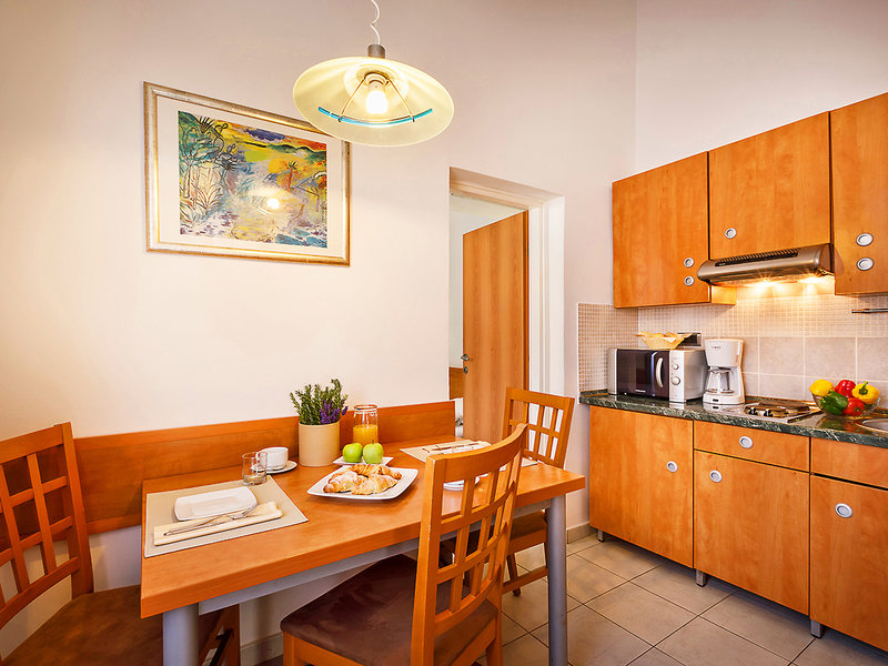 Maistra Select Amarin Resort 11