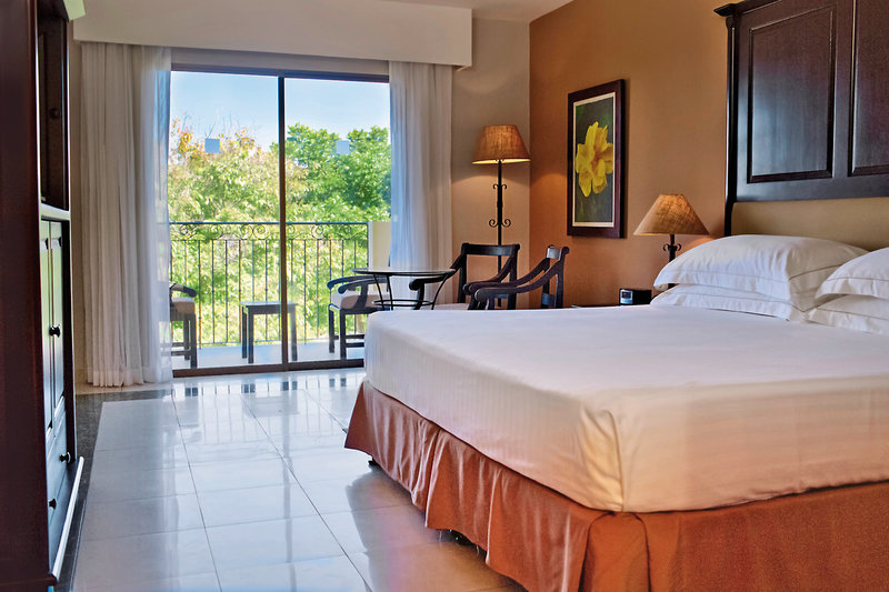 Occidental Papagayo 12