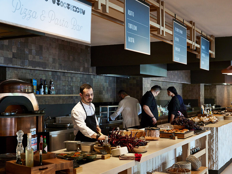 Blau Privilege Porto Petro Beach Resort & Spa 12