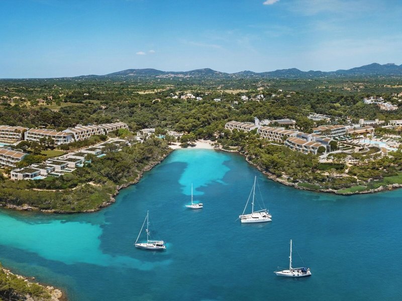Blau Privilege Porto Petro Beach Resort & Spa 4