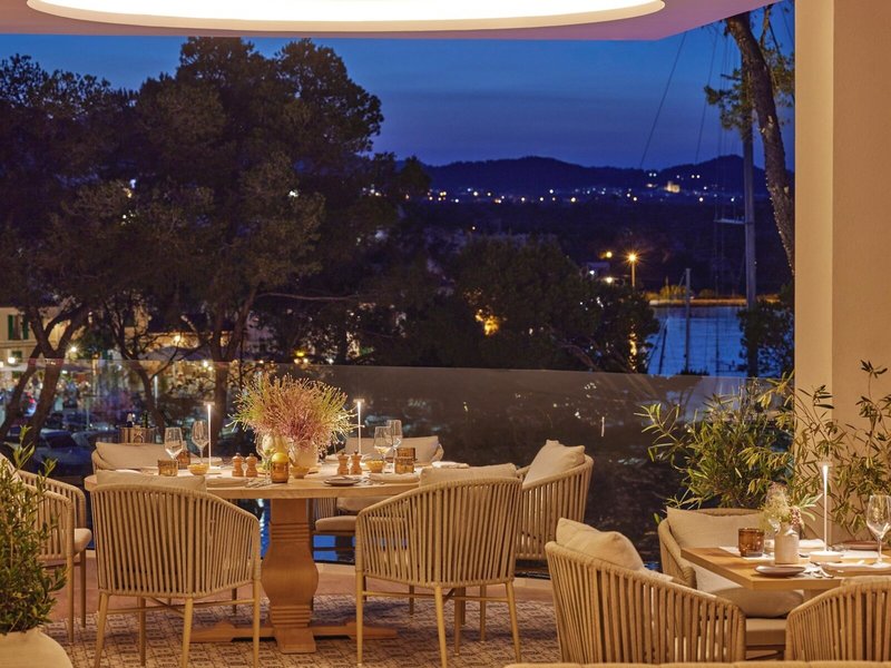 Blau Privilege Porto Petro Beach Resort & Spa 22