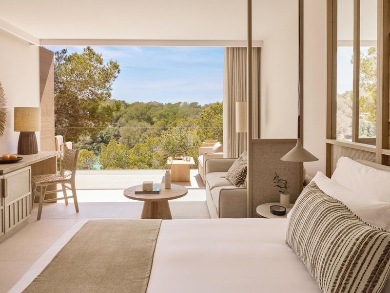 Blau Privilege Porto Petro Beach Resort & Spa 43