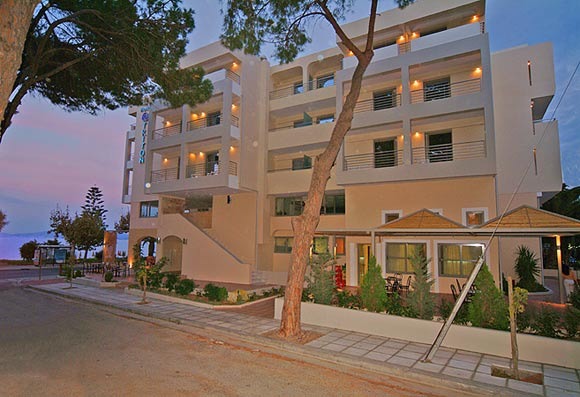 Hotel Triton 1