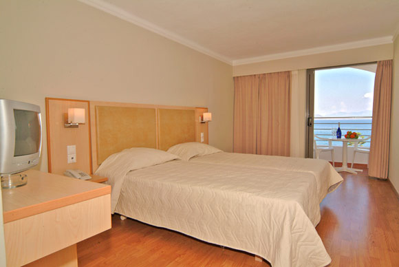 Hotel Triton 3