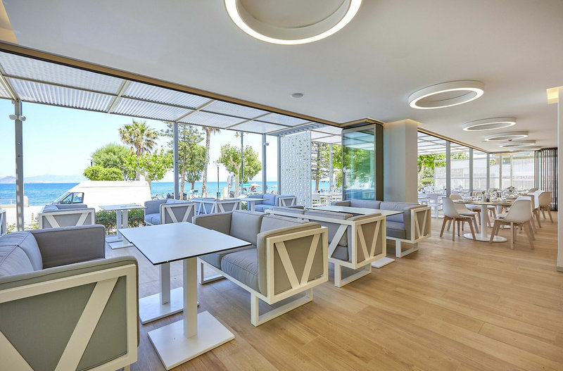 Hotel Triton 8