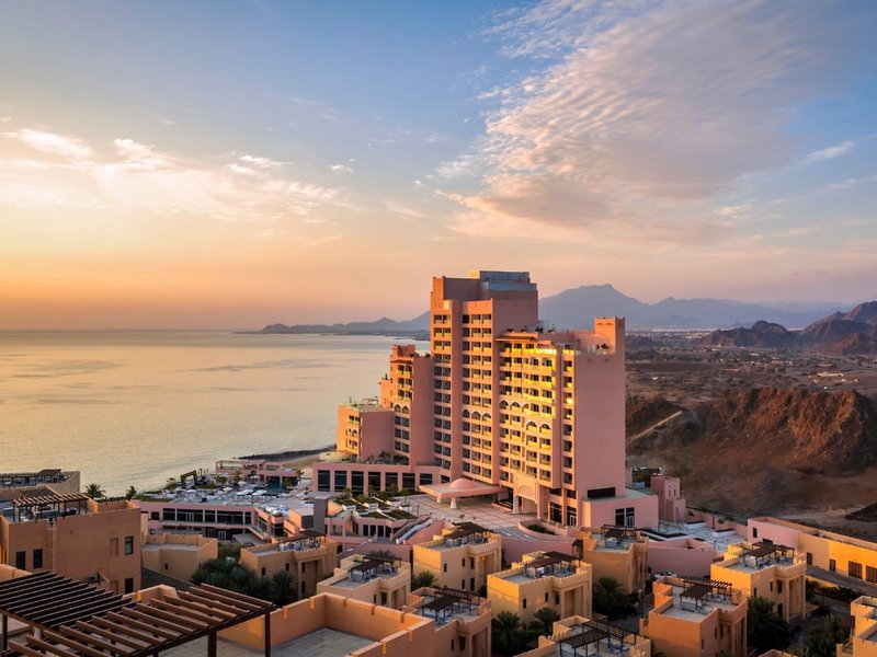Fairmont Fujairah Beach Resort 1