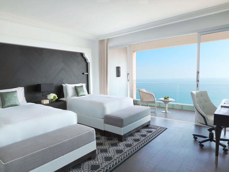 Fairmont Fujairah Beach Resort 43