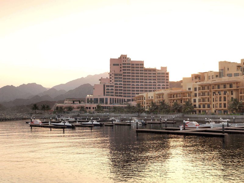 Fairmont Fujairah Beach Resort 2