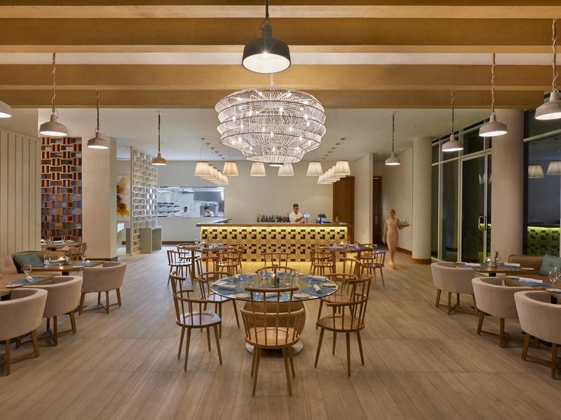 Fairmont Fujairah Beach Resort 18