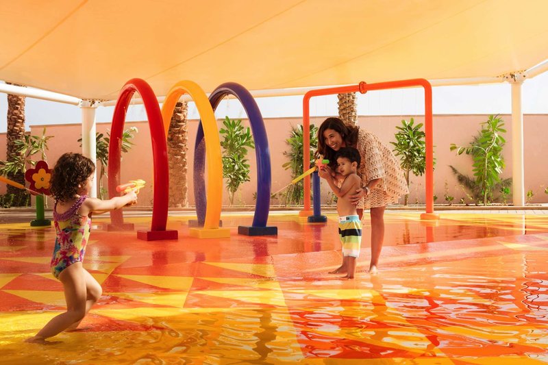 Fairmont Fujairah Beach Resort 3 - People