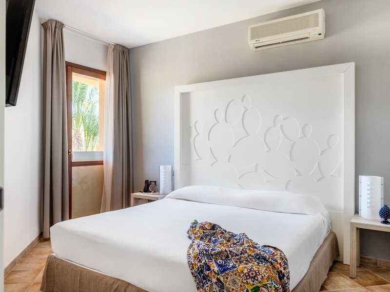 VOI Arenella Resort 43