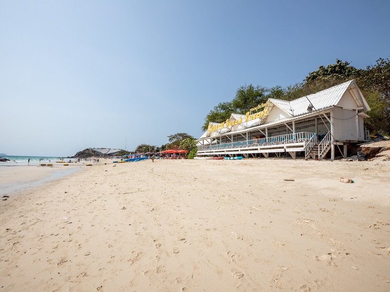 Xanadu Beach Resort 6
