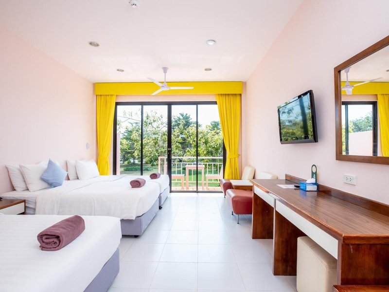 Xanadu Beach Resort 30