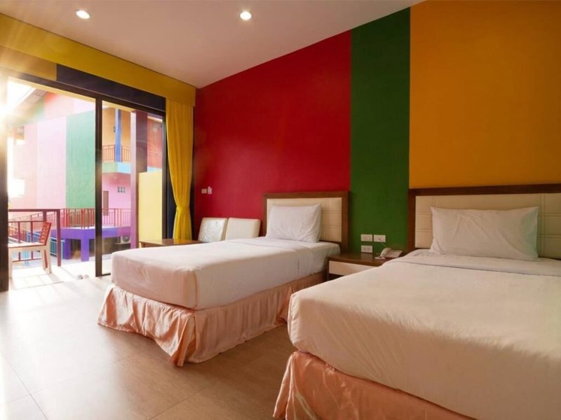 Xanadu Beach Resort 36
