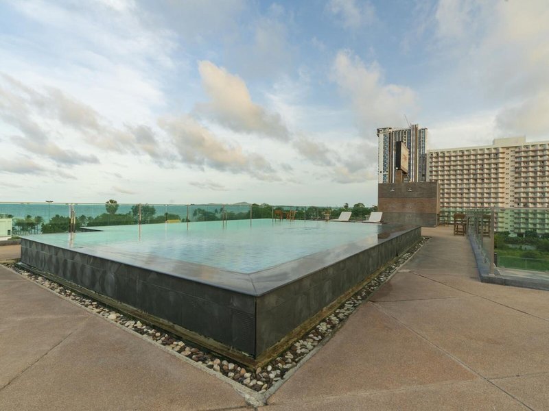 Tribe Hotel 8