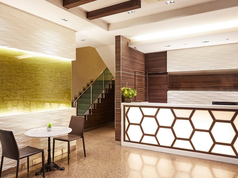 Tribe Hotel 17
