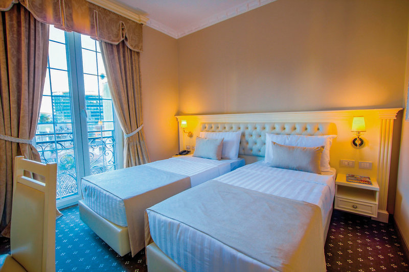 Lot Boutique Hotel 2