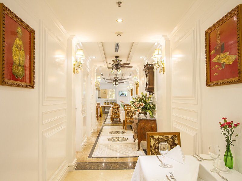 Silk Path Boutique Hanoi 16