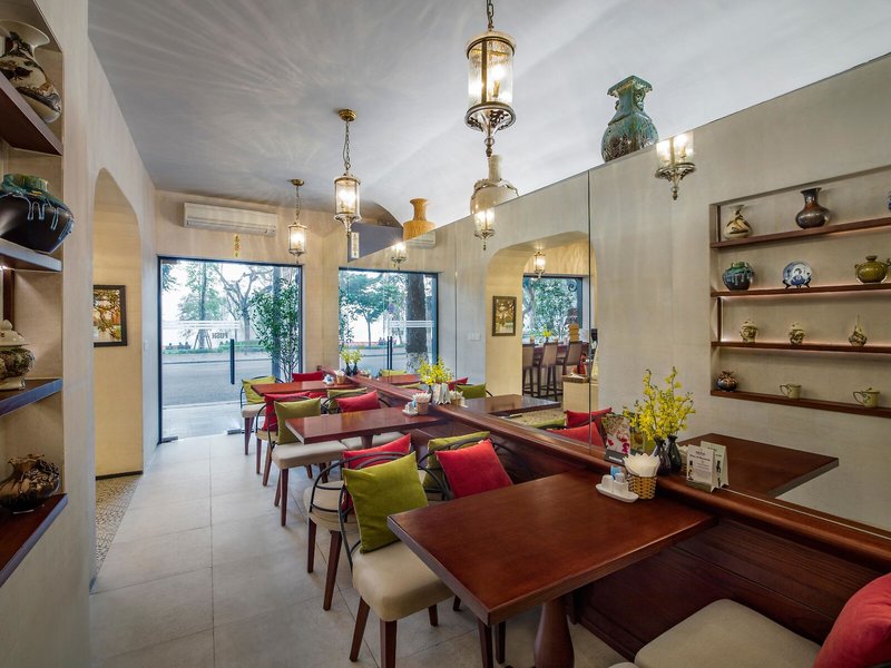 Silk Path Boutique Hanoi 18