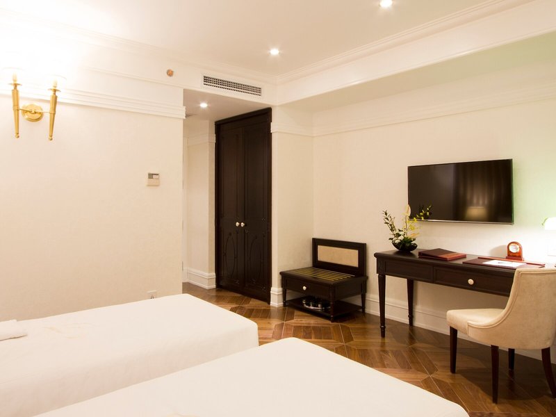 Silk Path Boutique Hanoi 30