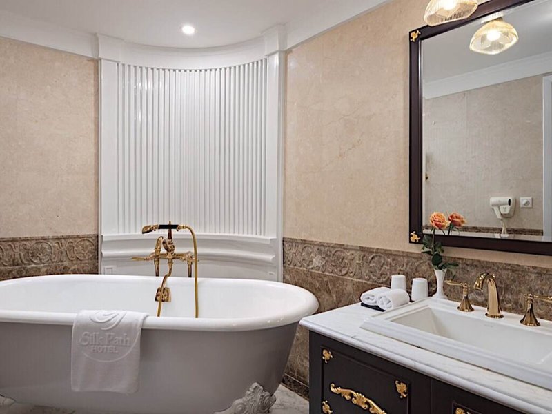 Silk Path Boutique Hanoi 42