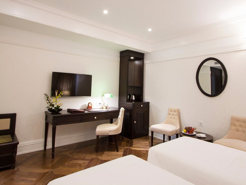 Silk Path Boutique Hanoi 44