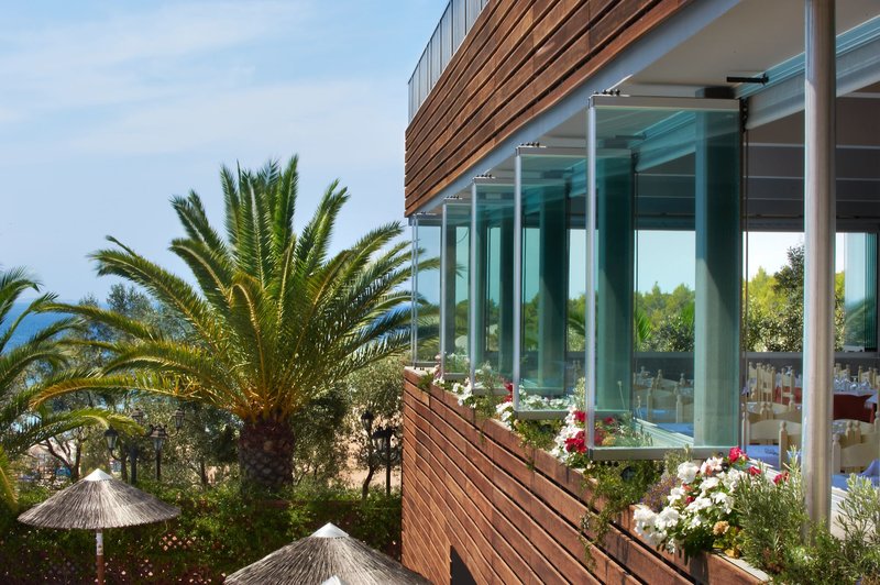 Blue Dolphin 16 - Terrace