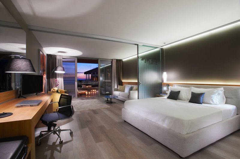 Blue Dolphin 25 - Room Example