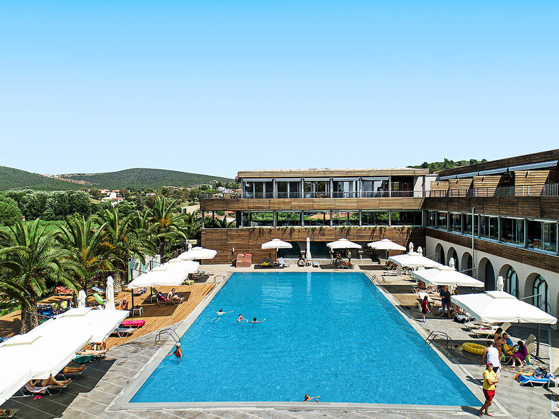 Blue Dolphin Hotel 8