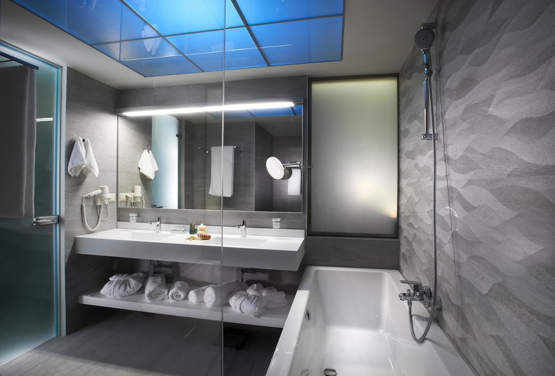 Blue Dolphin Hotel 84