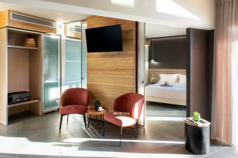 Blue Dolphin Hotel 58