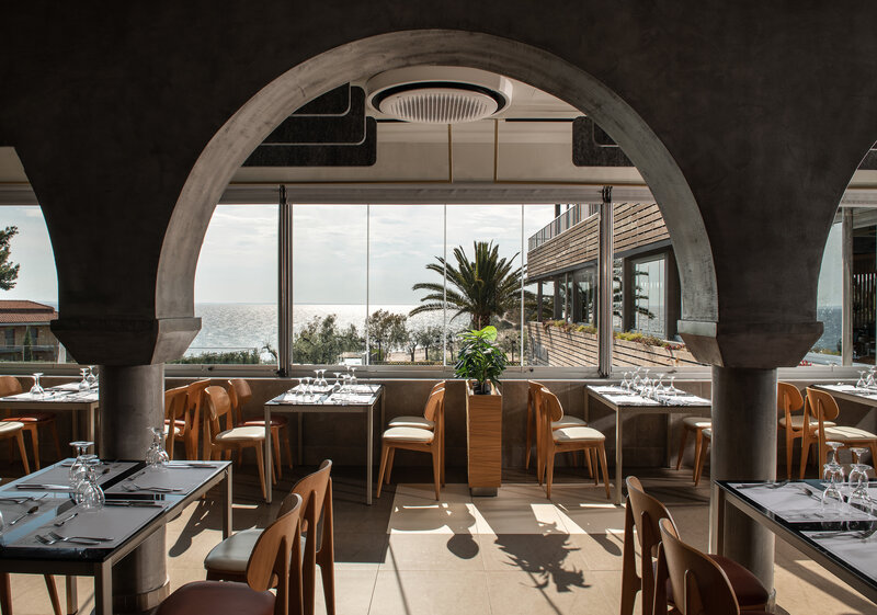 Blue Dolphin Hotel 12