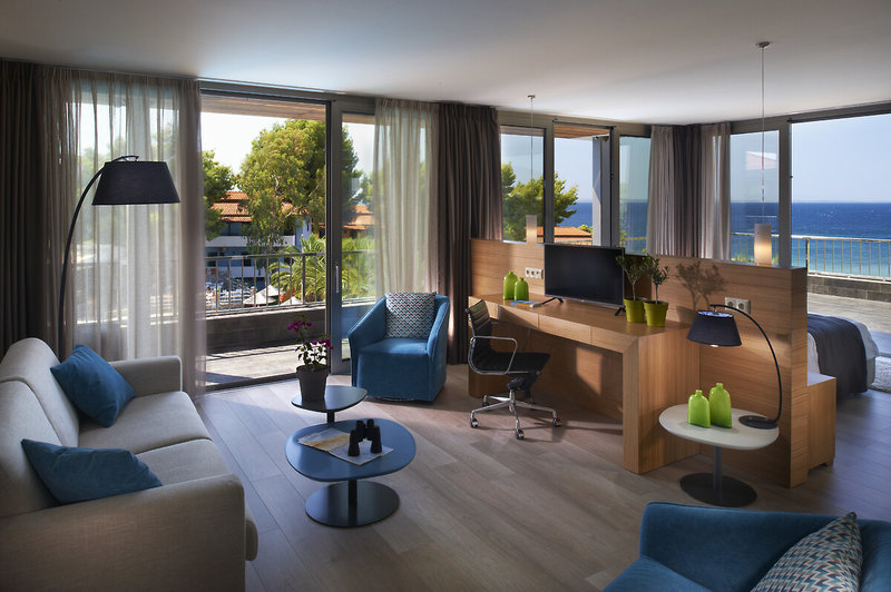 Blue Dolphin Hotel 12