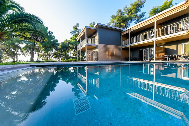 Blue Dolphin Hotel 76