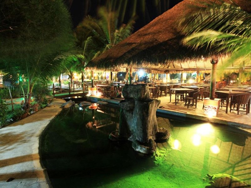 Crocobeach Hotel