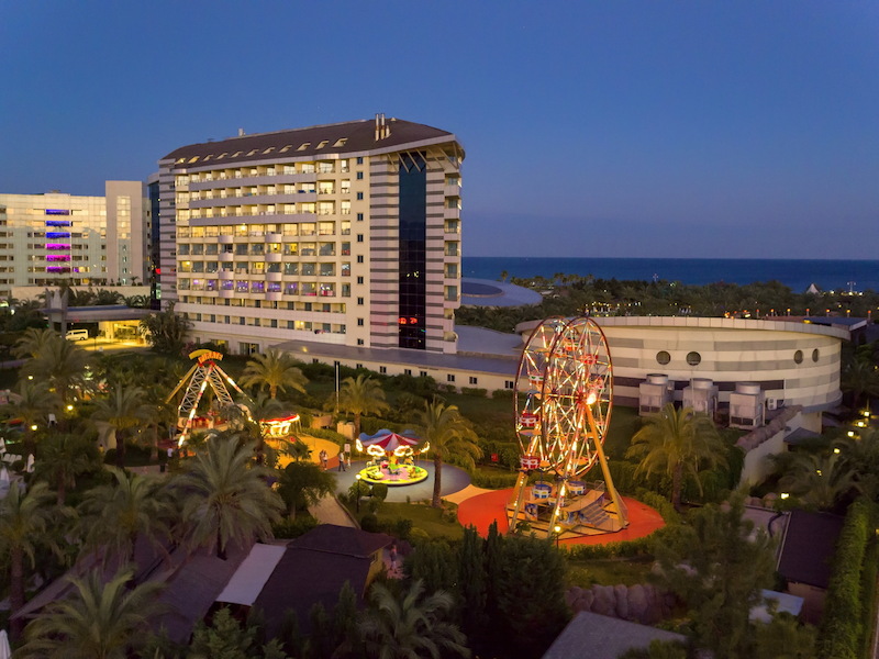 Royal Wings Hotel 54