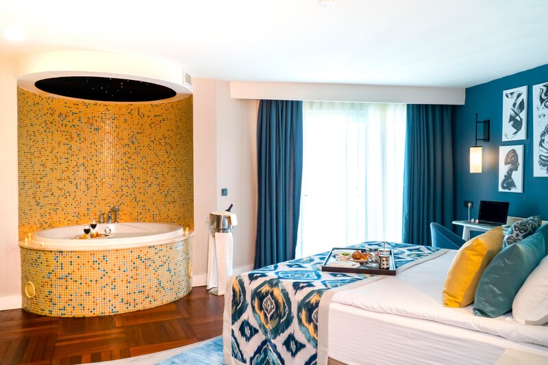Royal Wings Hotel 53