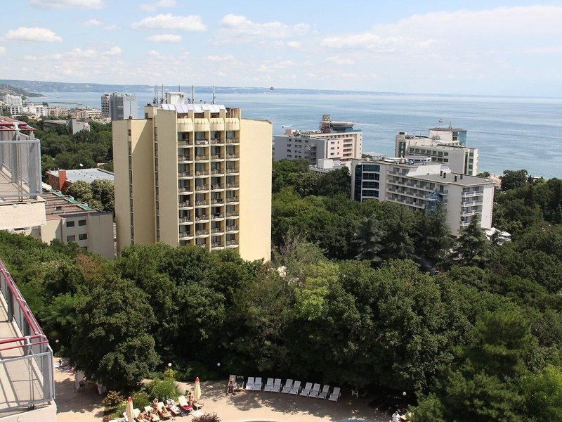 Doubletree by Hilton Varna Golden Sands 4 - Exterior