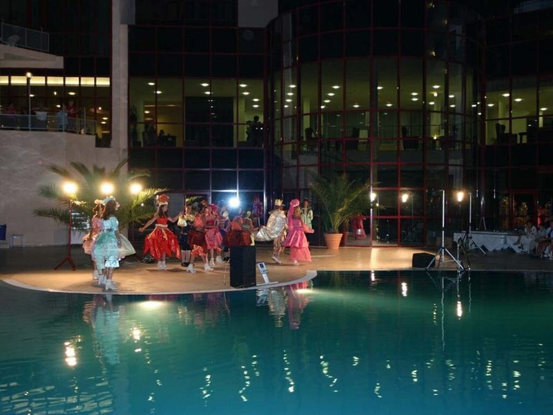 Doubletree by Hilton Varna Golden Sands 7 - Outdoor Pool