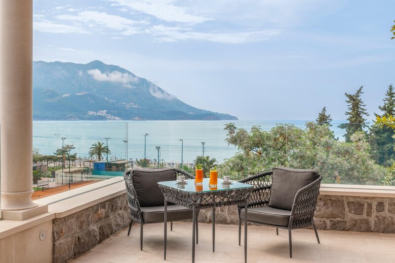 Iberostar Waves Bellevue 16