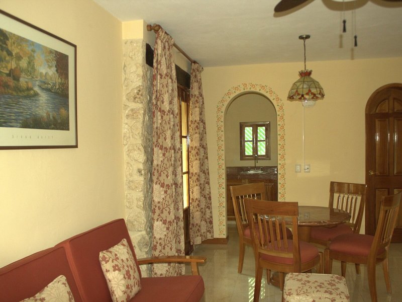Cancun International Suites 4