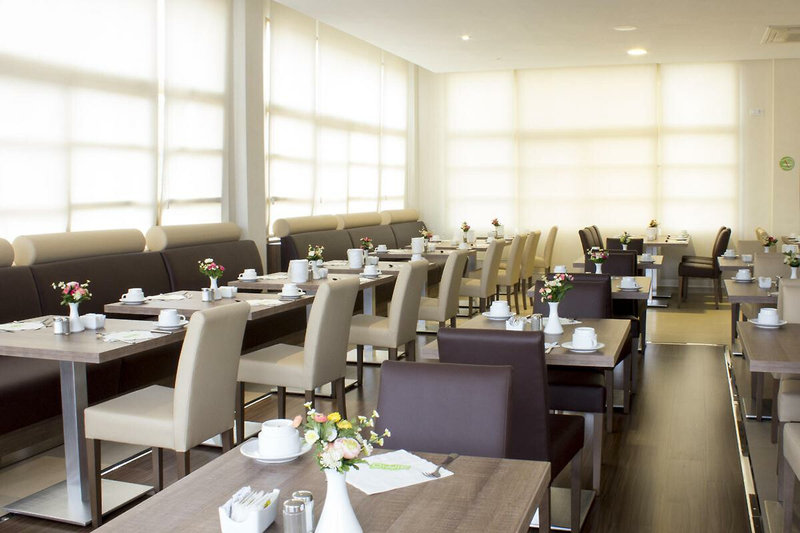 Club Simo Aparthotel 13