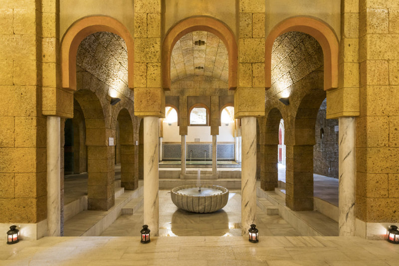 Aparthotel ILUNION Sancti Petri 13