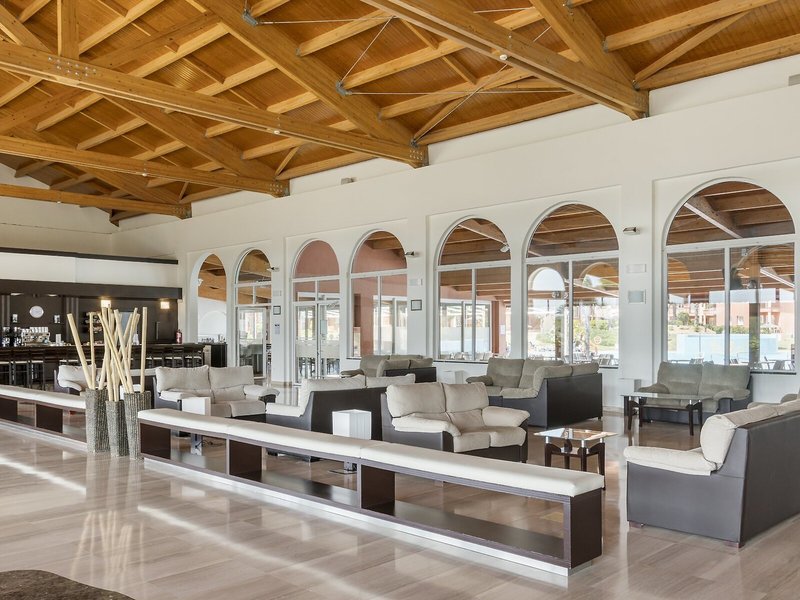 Ilunion Sancti Petri 23