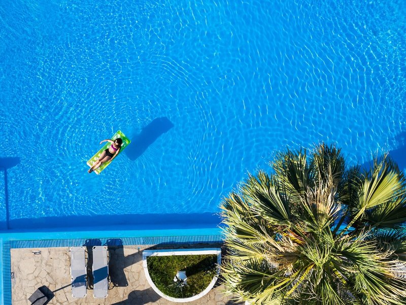 Bianco Olympico Beach Hotel 16