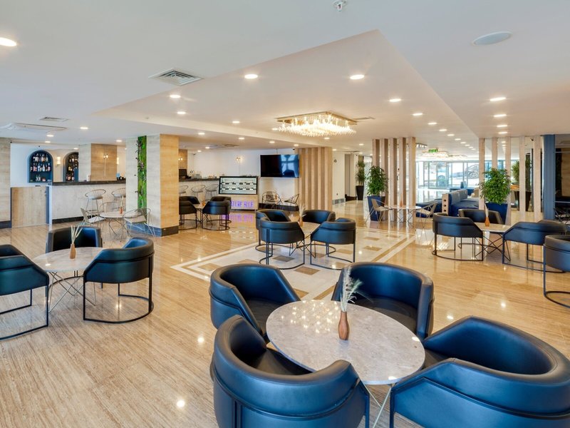 Signature Blue Resort 10