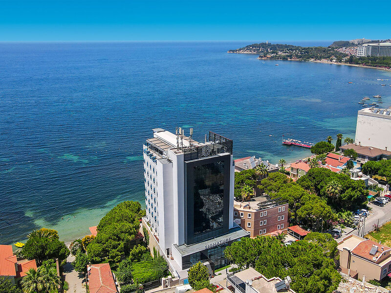 Signature Blue Resort 4